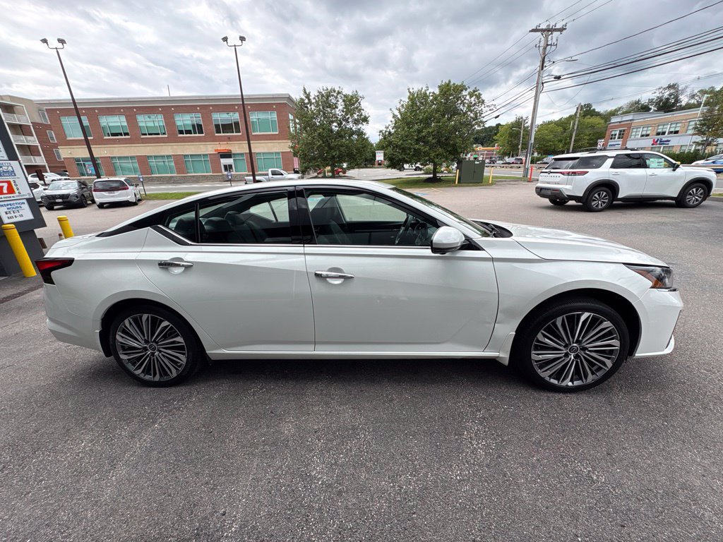 Certified 2023 Nissan Altima 2.5 SL AWD/4WD image 5