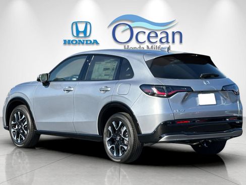 New 2026 Honda HR-V EX-L image 3