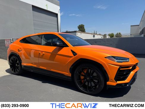 Used 2022 Lamborghini Urus image 11