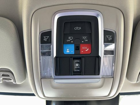 New 2025 RAM 2500 Laramie image 27