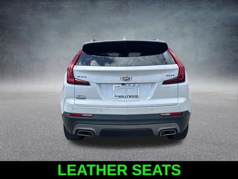 Used 2022 Cadillac XT4 Premium Luxury w/ Enhanced Visibility Package FWD image 6