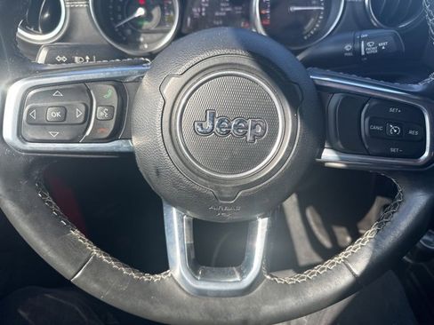 Used 2021 Jeep Wrangler Unlimited Sahara 4xe image 10