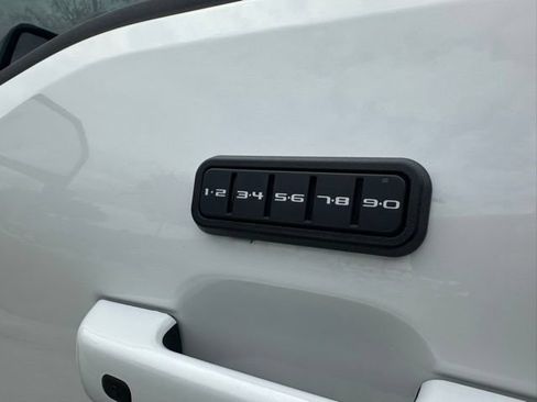 Used 2025 Ford F250 Platinum AWD/4WD image 34