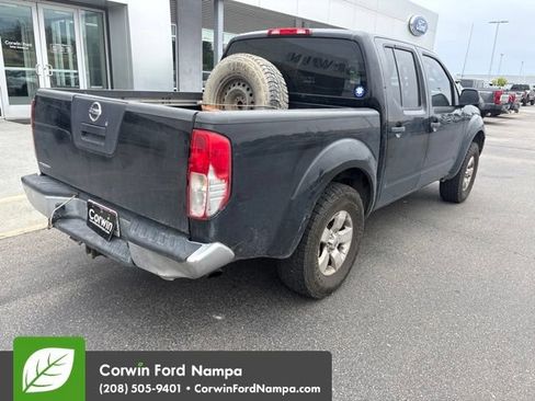 Used 2010 Nissan Frontier SE AWD/4WD image 5