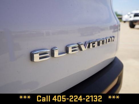 Used 2026 GMC Acadia Elevation w/ Elevation Premium Package AWD/4WD image 7