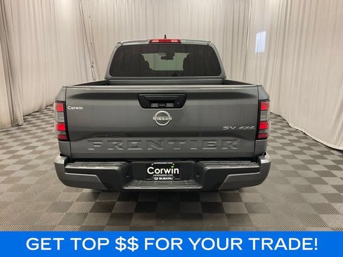 Used 2024 Nissan Frontier SV AWD/4WD image 3