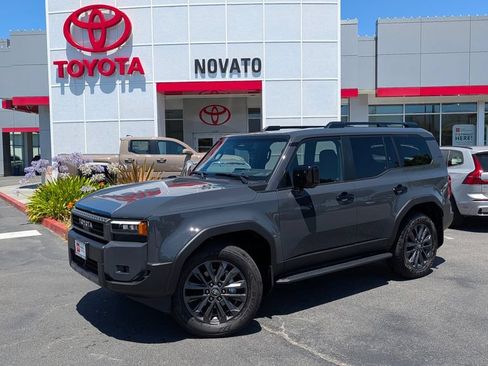 Used 2026 Toyota Land Cruiser w/ Premium Package AWD/4WD image 15