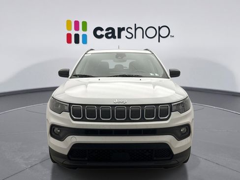 Used 2022 Jeep Compass Latitude AWD/4WD image 6