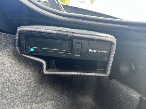 Used 1996 BMW Z3 1.9 image 18