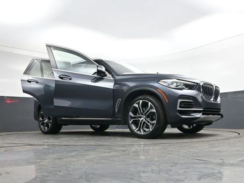 Used 2022 BMW X5 sDrive40i w/ Premium Package image 43