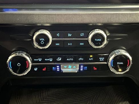 Used 2024 Ford F350 Platinum image 20