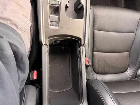 Used 2018 Honda Accord Sport image 21