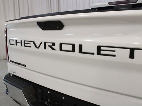 Used 2019 Chevrolet Silverado 1500 LT w/ All-Star Edition image 28