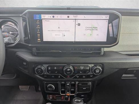 Used 2024 Jeep Wrangler Willys image 14