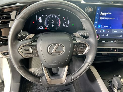 Used 2023 Lexus RX 350 Premium w/ Accessory Package AWD/4WD image 11