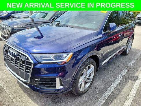 Used 2021 Audi Q7 3.0T Premium Plus w/ Executive Package image 3