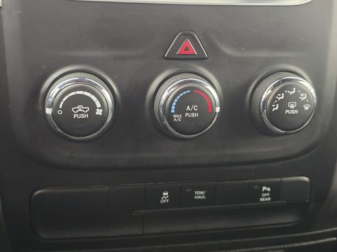 Used 2024 RAM 1500 Classic Warlock image 32