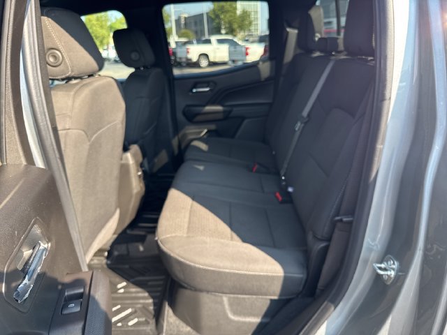 Used 2025 Chevrolet Colorado LT w/ Advanced Trailering Package AWD/4WD image 25