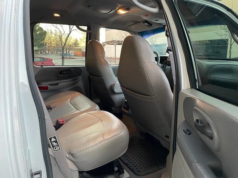 Used 2001 Ford F150 Lariat image 13