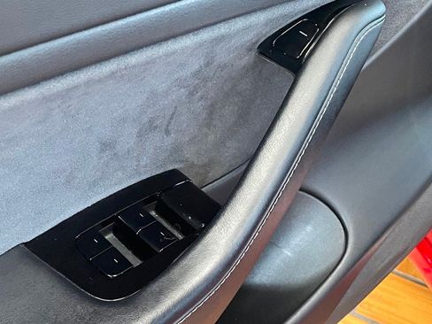 Used 2018 Tesla Model 3 Long Range AWD/4WD image 39