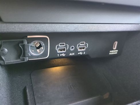 Used 2022 Jeep Grand Wagoneer Series III image 31