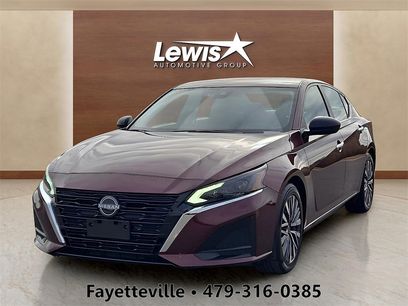 Used 2024 Nissan Altima 2.5 SV