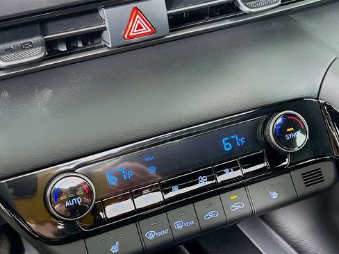 New 2026 Hyundai Elantra SEL Sport Premium FWD image 13