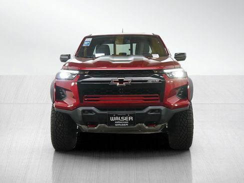 Used 2025 Chevrolet Colorado ZR2 w/ Technology Package AWD/4WD image 8