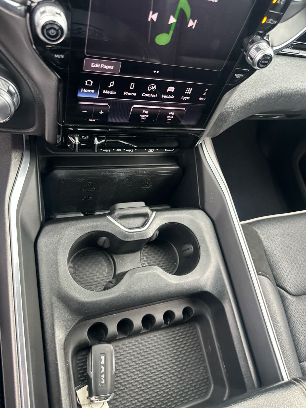 Used 2025 RAM 1500 Laramie w/ Advanced Safety Group II AWD/4WD image 23