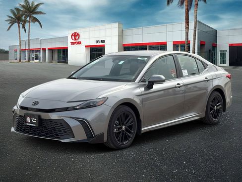 New 2026 Toyota Camry SE image 6