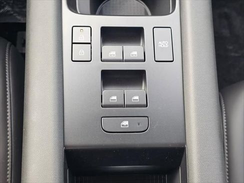 New 2025 Hyundai Ioniq 6 SEL AWD/4WD image 22