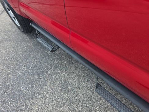 Certified 2021 Toyota Tacoma SR AWD/4WD image 10