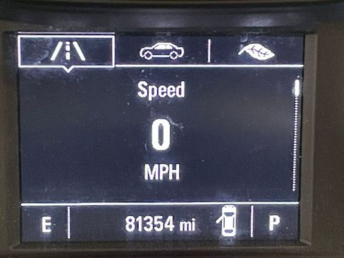 Used 2018 Chevrolet Cruze LT w/ Convenience Package FWD image 5