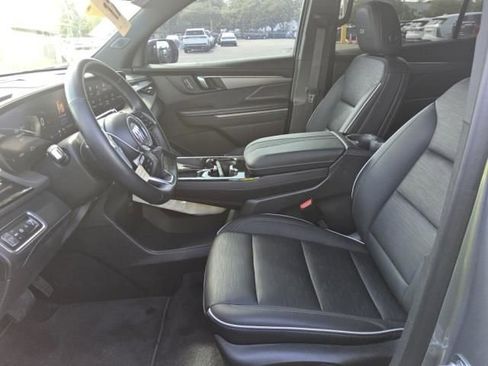 Used 2025 Buick Enclave Sport Touring w/ Trailering Package, 5000 lbs. FWD image 4