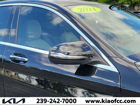 Used 2021 Mercedes-Benz C 300 4MATIC Sedan image 8
