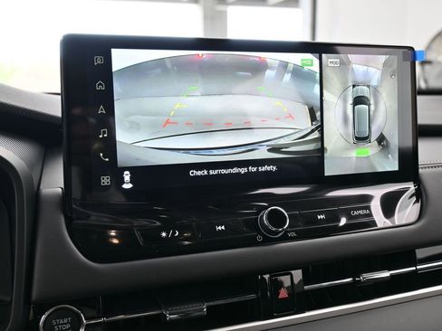 New 2026 Mitsubishi Outlander SE image 16