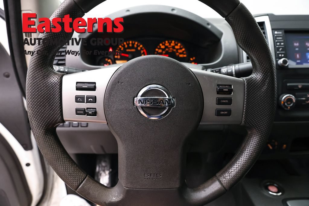 Used 2021 Nissan Frontier SV AWD/4WD image 11