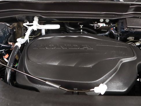 Used 2023 Honda Passport TrailSport image 32