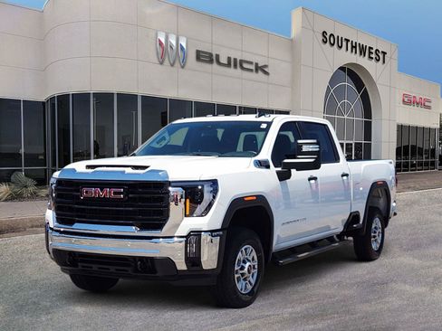 Used 2026 GMC Sierra 2500 Pro w/ 1SA Pro Safety Plus Package AWD/4WD image 2