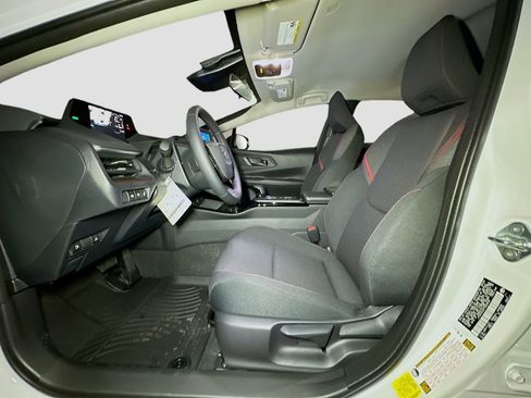 New 2026 Toyota Prius Plug-In Hybrid FWD image 14