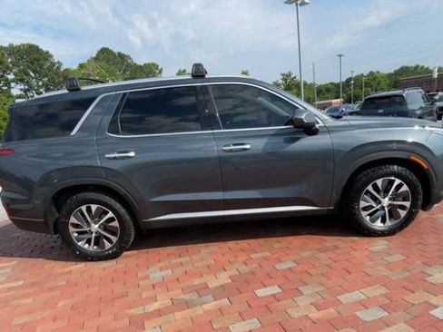 Used 2021 Hyundai Palisade SEL FWD image 2