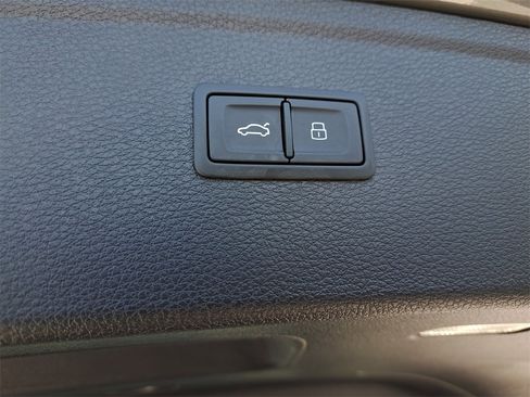 Certified 2023 Audi SQ5 Premium Plus w/ Premium Plus Package image 31