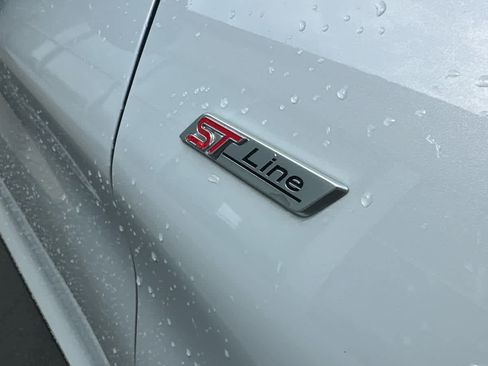 New 2026 Ford Explorer ST-Line AWD/4WD image 15