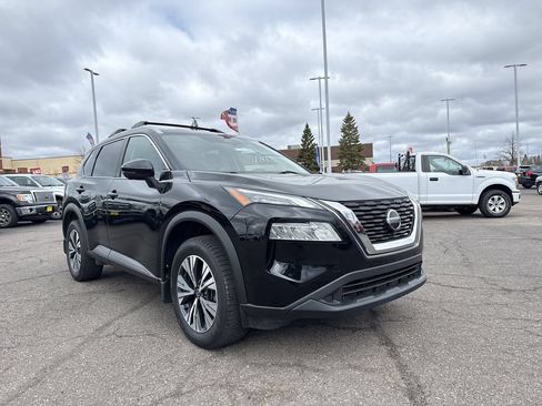 Used 2021 Nissan Rogue SV AWD/4WD image 4
