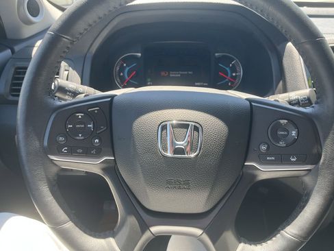 Used 2022 Honda Pilot Black Edition image 28