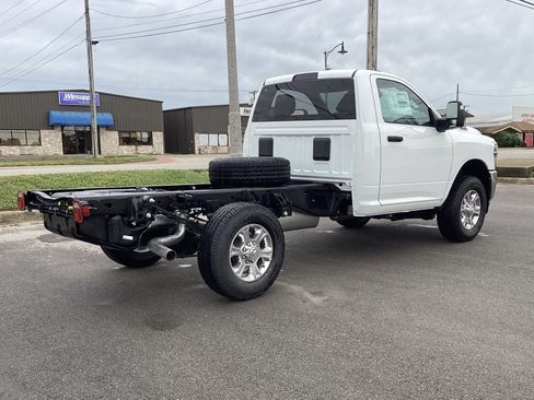 New 2026 RAM 3500 Tradesman AWD/4WD image 6