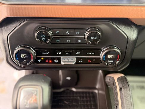 Used 2024 Ford Bronco Outer Banks image 20