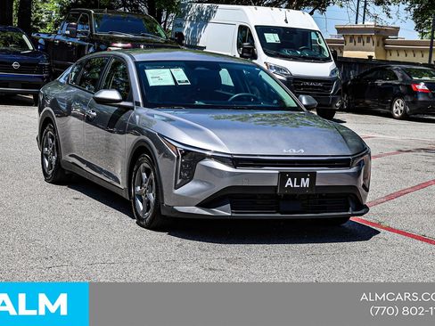 Used 2025 Kia K4 FWD image 6