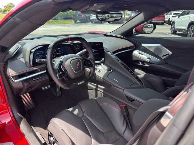Used 2024 Chevrolet Corvette Z06 RWD image 17