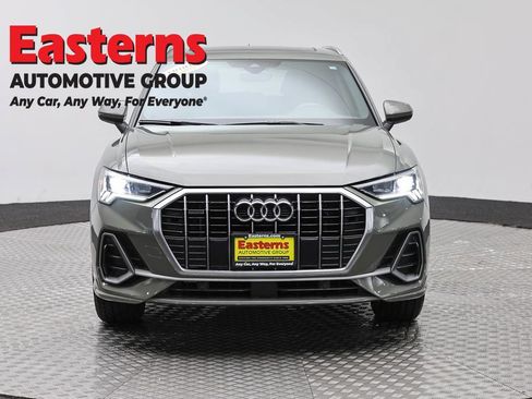 Used 2021 Audi Q3 2.0T Premium Plus AWD/4WD image 2